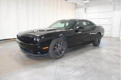 2022 Dodge Challenger SXT