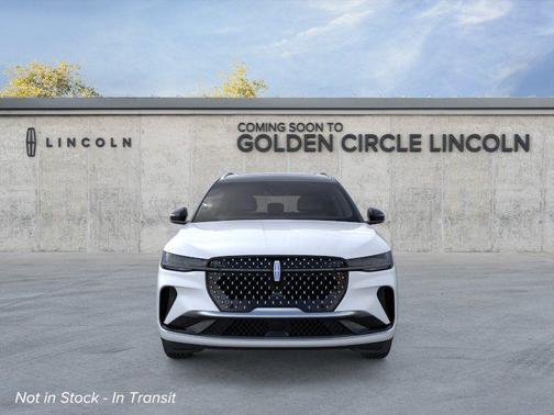 White Platinum Metallic Tri-Coat 2026 Lincoln Nautilus Reserve
