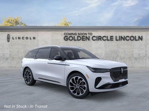 White Platinum Metallic Tri-Coat 2026 Lincoln Nautilus Reserve