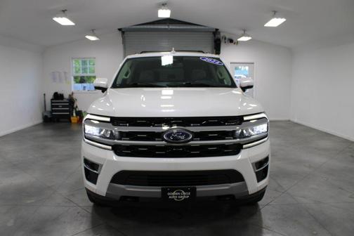 Star White Metallic Tri-Coat 2024 Ford Expedition Max Limited