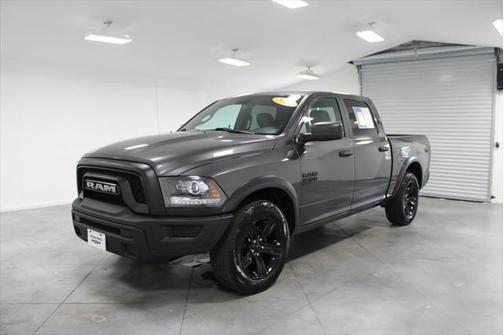 2024 RAM 1500 Classic Warlock Crew Cab 4x2 5'7' Box