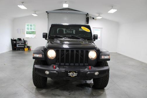 Black Clearcoat 2022 Jeep Gladiator Rubicon