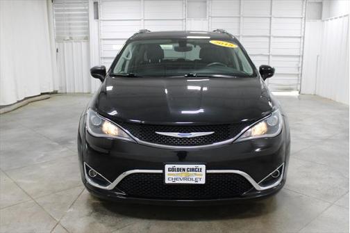 2018 Chrysler Pacifica Touring-L