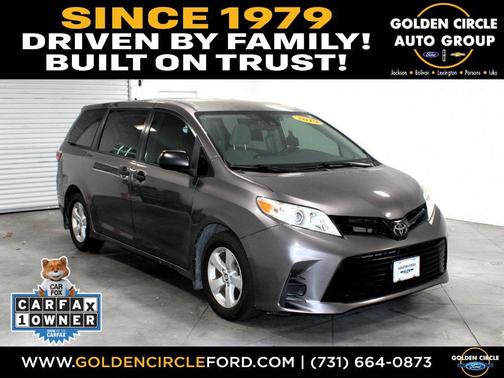 2019 Toyota Sienna SE
