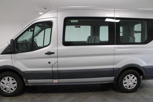 2017 Ford Transit-150 XLT