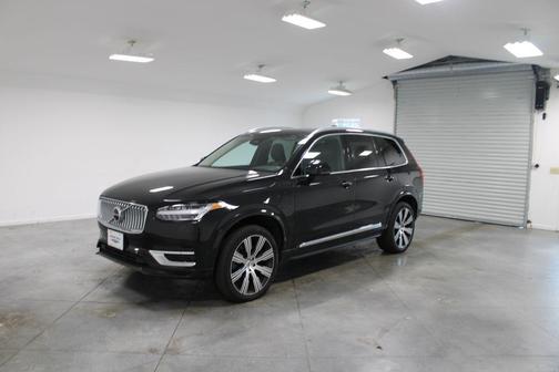 2024 Volvo XC90 Recharge Plug-In Hybrid T8 Plus 6-Seater