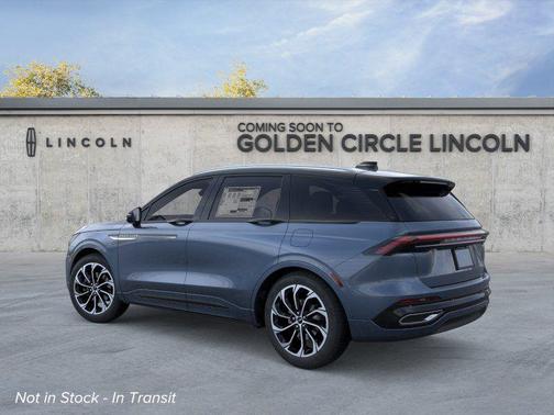 Whisper Blue Metallic Clearcoat 2026 Lincoln Nautilus Reserve