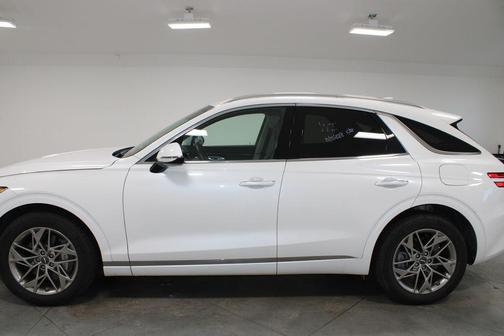 Uyuni White 2025 Genesis GV70 2.5T AWD