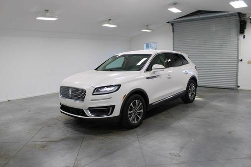 2019 Lincoln Nautilus Select