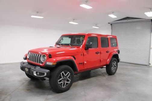 Firecracker Red Clearcoat 2025 Jeep Wrangler 4-Door Sahara 4x4
