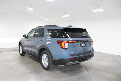 Vapor Blue Metallic 2026 Ford Explorer Active