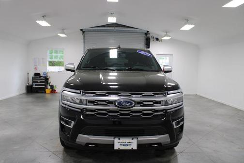 Agate Black Metallic 2023 Ford Expedition Platinum