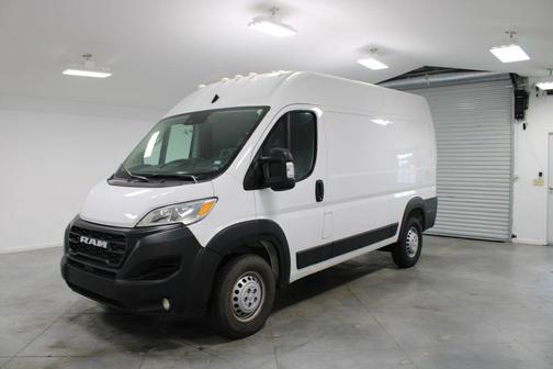 Bright White Clearcoat 2024 RAM ProMaster 2500 Tradesman
