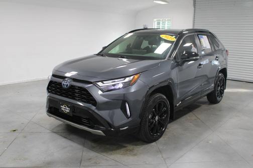 2023 Toyota RAV4 Hybrid SE