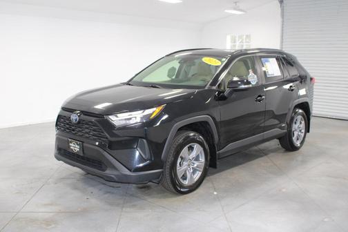 2023 Toyota RAV4 Hybrid XLE