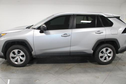 Silver Sky Metallic 2022 Toyota RAV4 LE