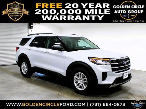 Space White Metallic 2026 Ford Explorer Active