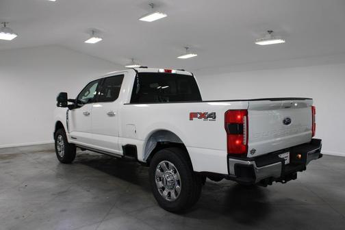 2025 Ford F-350 Lariat