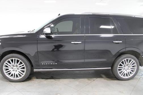 2022 Ford Expedition Platinum
