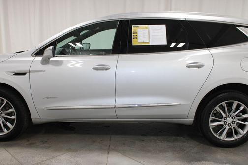 2022 Buick Enclave AWD Avenir