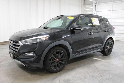2017 Hyundai TUCSON Night