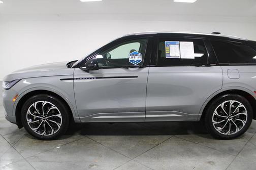 2024 Lincoln Nautilus Reserve