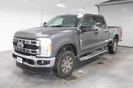 Carbonized Gray Metallic 2024 Ford F-250 XLT