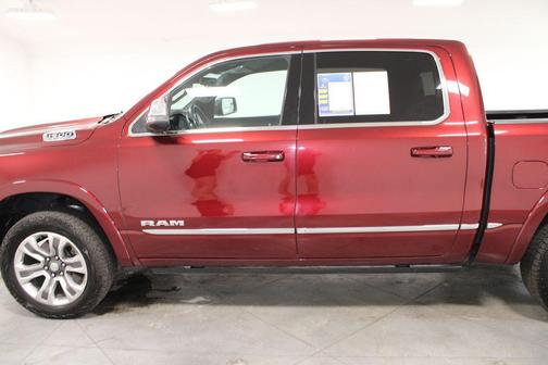 Delmonico Red Pearlcoat 2023 RAM 1500 Limited