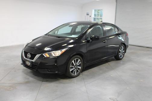 2022 Nissan Versa 1.6 SV