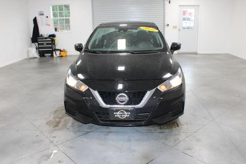 2022 Nissan Versa 1.6 SV