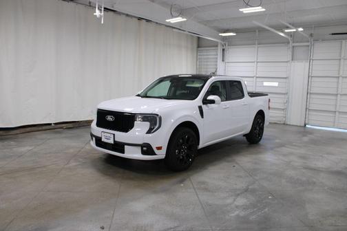 2025 Ford Maverick Lobo Standard