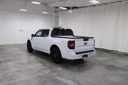 2025 Ford Maverick Lobo Standard