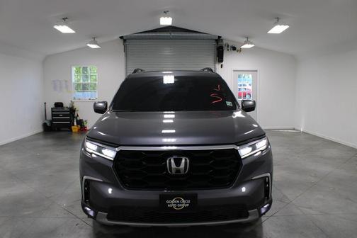 Modern Steel Metallic 2023 Honda Pilot AWD Elite
