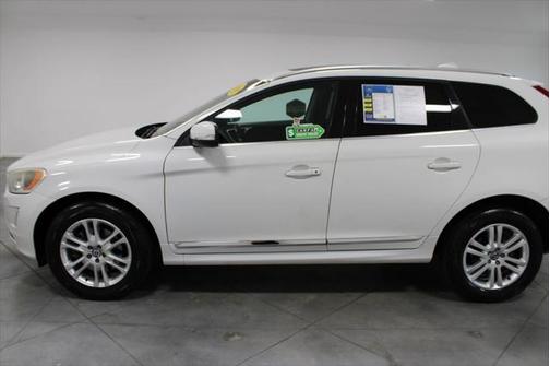 2015 Volvo XC60 T5 Premier