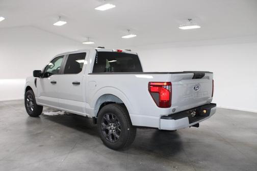 Avalanche 2026 Ford F-150 STX