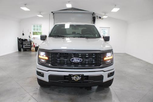 Avalanche 2026 Ford F-150 STX