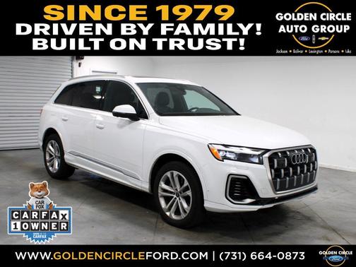 White 2025 Audi Q7 55 Premium Plus