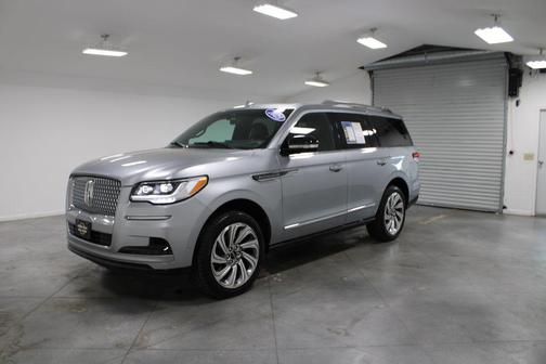 2023 Lincoln Navigator Reserve