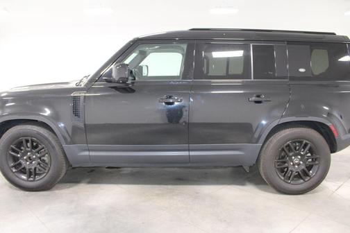 2024 Land Rover Defender 110 P300