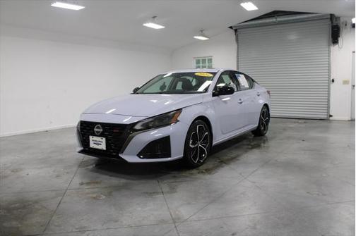 2024 Nissan Altima SR FWD