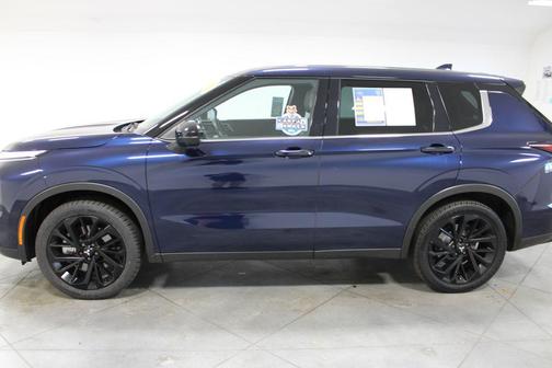 2023 Mitsubishi Outlander SE Black Edition S-AWC