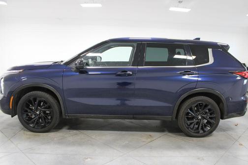 2023 Mitsubishi Outlander SE Black Edition S-AWC