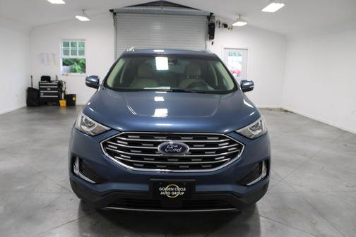 Blue Metallic 2019 Ford Edge SEL