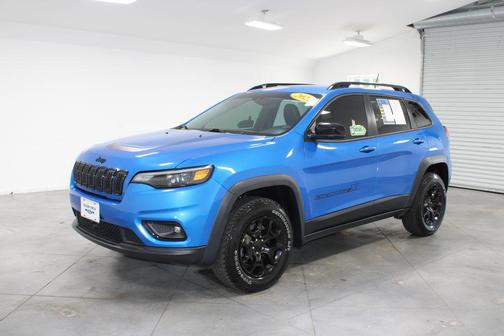 2022 Jeep Cherokee X 4x4