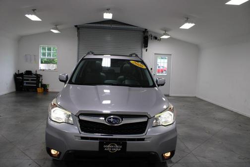 Ice Silver Metallic 2016 Subaru Forester 2.5i Touring