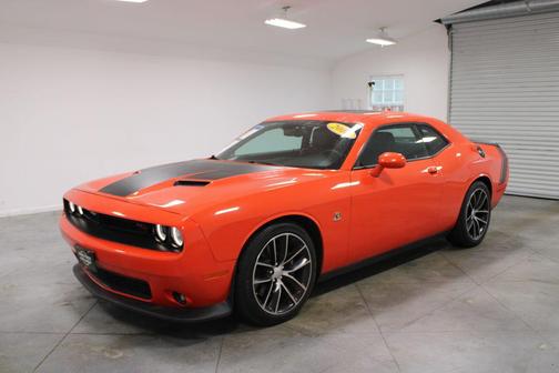 2016 Dodge Challenger R/T Scat Pack