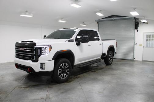 2022 GMC Sierra 2500 AT4