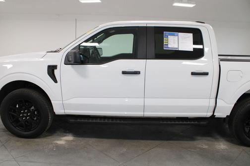 Oxford White 2025 Ford F-150 STX