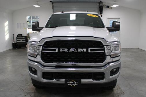 2024 RAM 2500 Big Horn Crew Cab 4x4 6'4' Box
