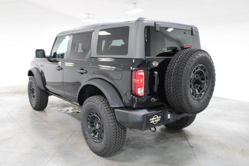 Shadow Black 2026 Ford Bronco Big Bend